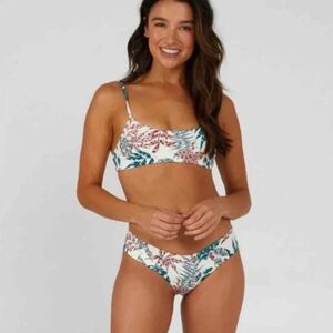 Salty Crew Sessions White Tropic Bikini Top In Size XS